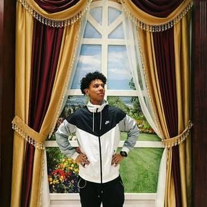 Meet your Posher, Xavier