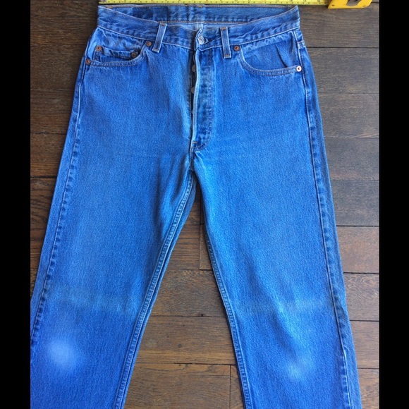 TRUE VINTAGE LEVI 501's. MADE IN USA! - Picture 2 of 4