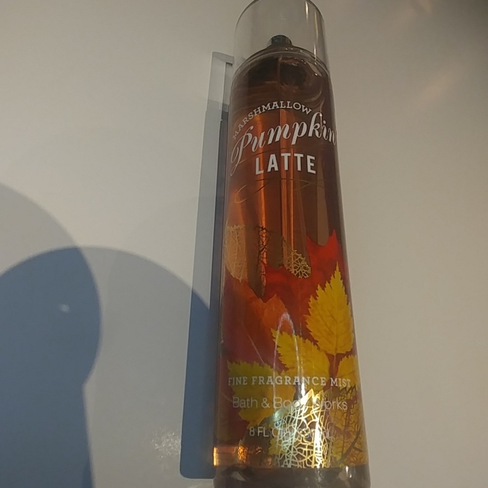 New BBW Marshmallow Pumpkin Latte Body Mist