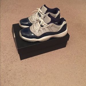Jordan retro 11 low
