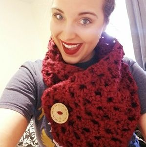 Large Chunky Lace Cowel Scarf