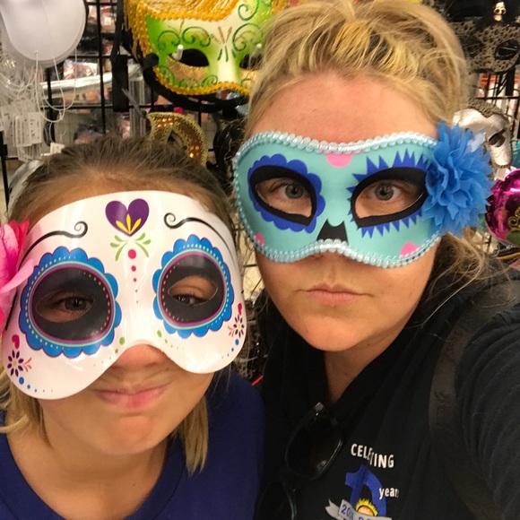 Meet your Posher, CaliMom3 - Picture 8 of 8