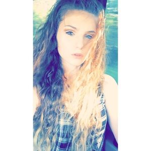 Meet your Posher, Sidney