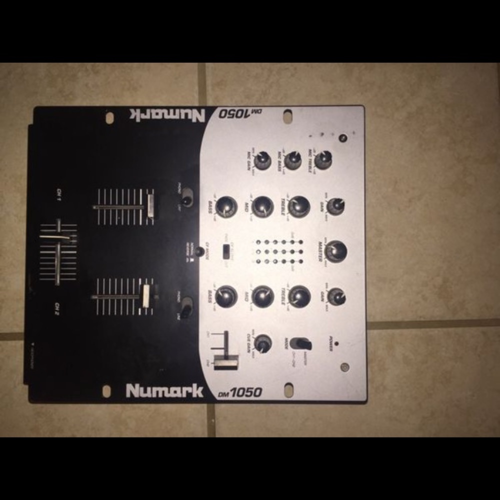dumark 1050