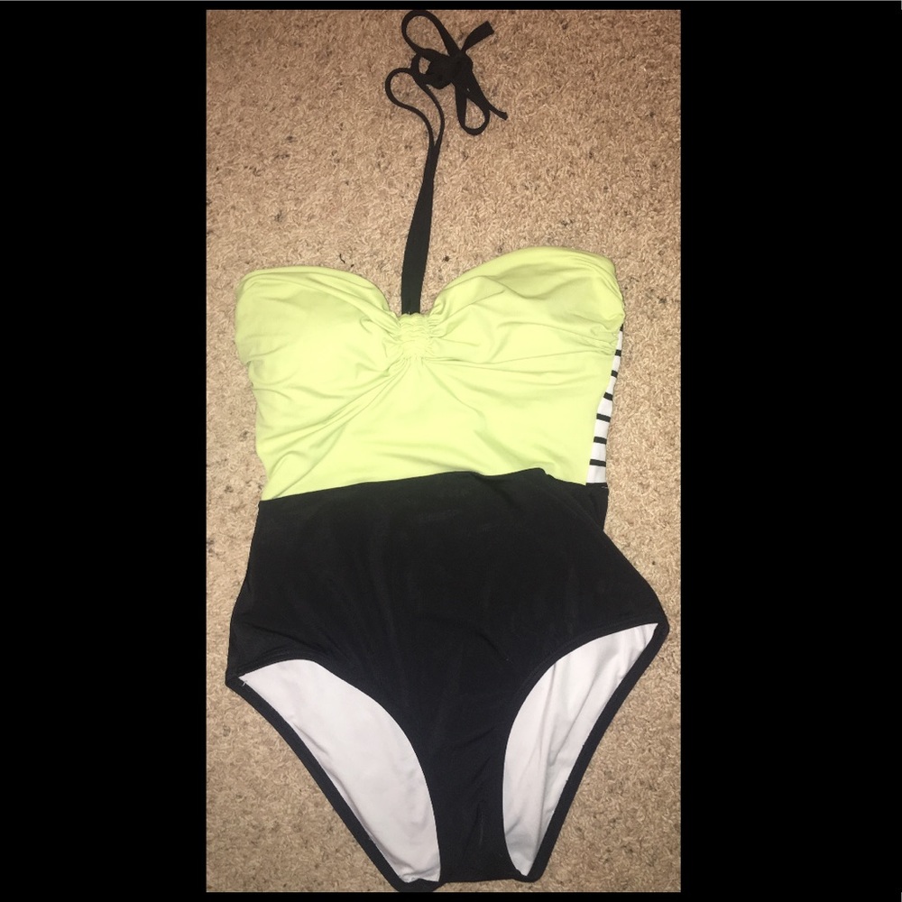 Swimsuit for @jordankay