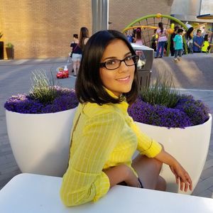 Meet your Posher, Karina