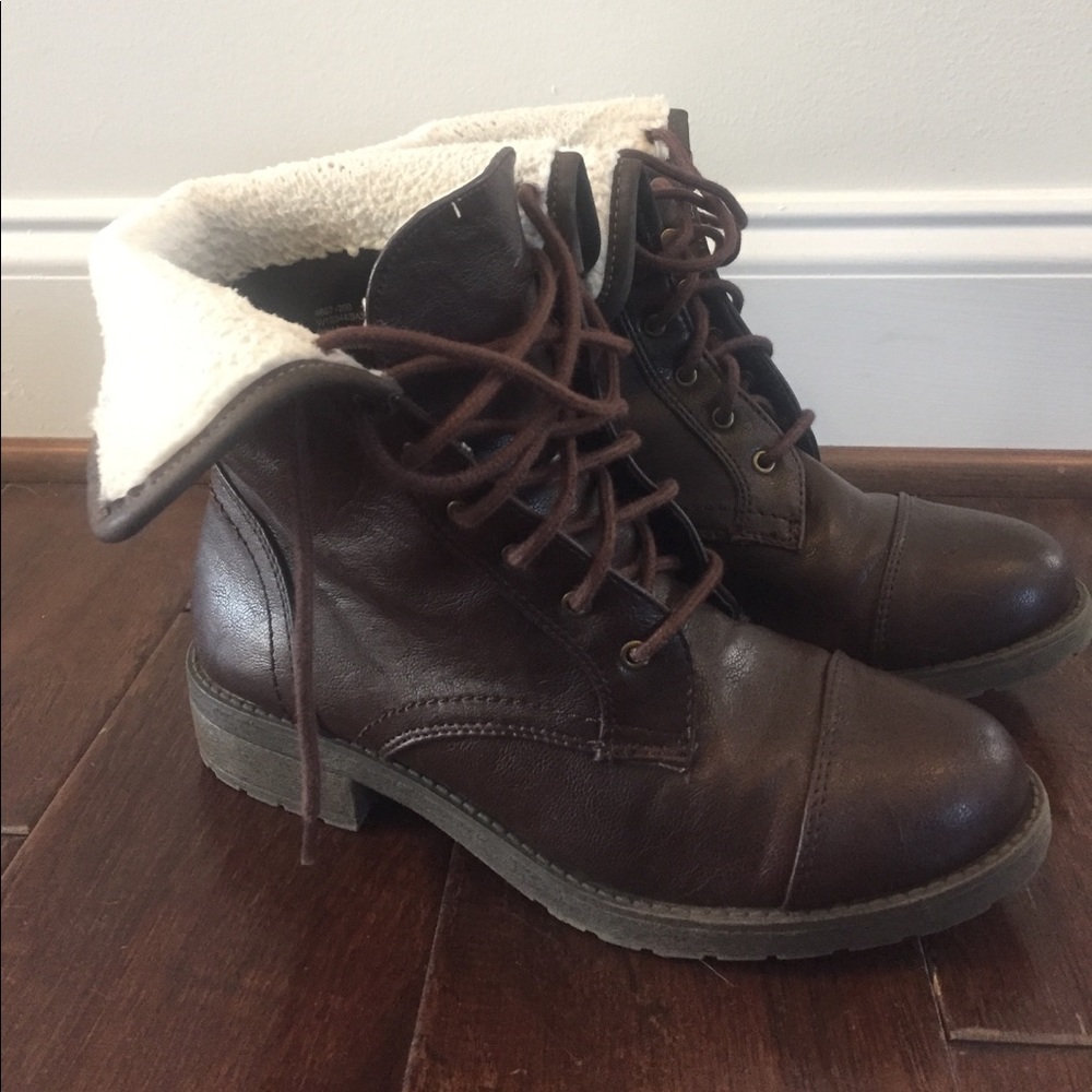 Size 8 Bass Boots