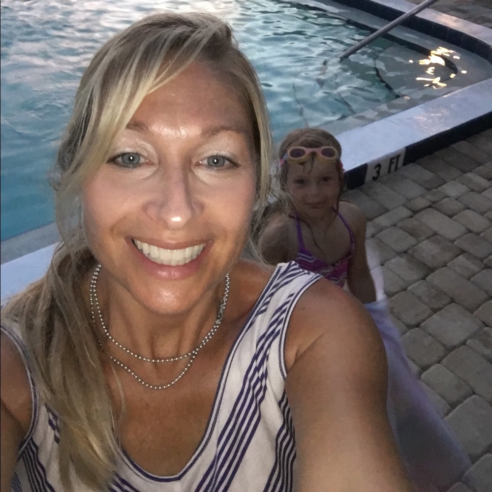 Meet your Posher, Sarah