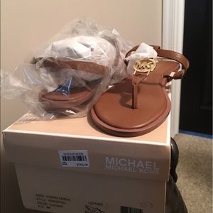 New Michael Kors Sondra Leather Thongs Sandal 8M