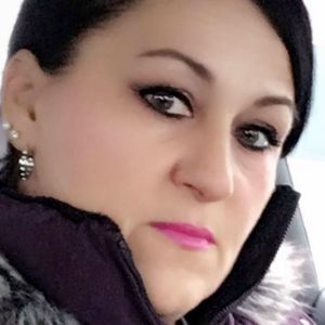 Meet your Posher, Jasminka