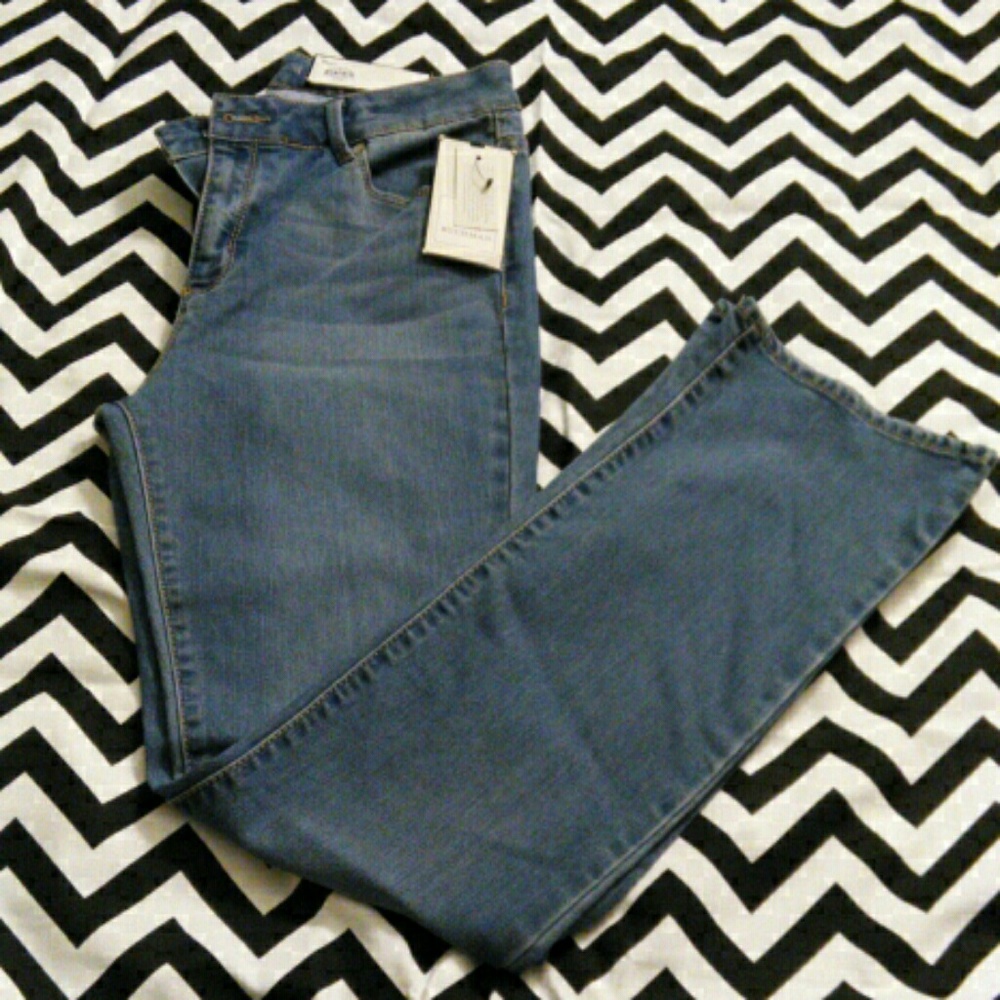 Dana Buchman jeans