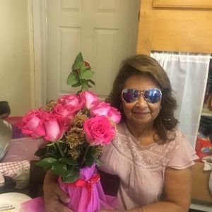 Meet your Posher, Mercedes