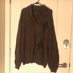 FLASH SALE Arrow Sweater