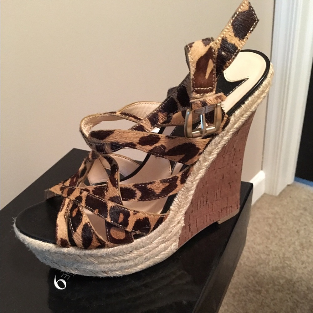 Boutique 9 Womens Wedge Sandal Leopard Skin Print