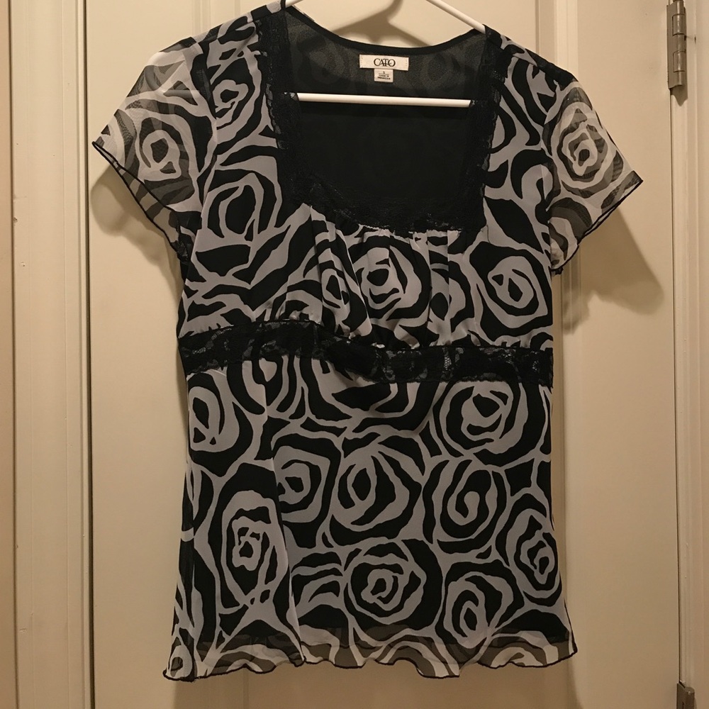 Black and white flutter sleeve blouse
