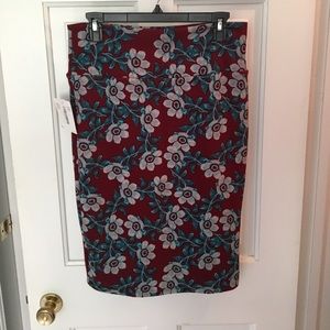 LuLaRoe Cassie Floral Skirt Size M