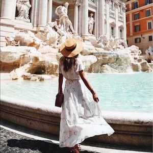 Meet your Posher, Hillary