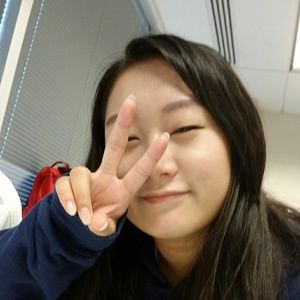 Meet your Posher, Caroline