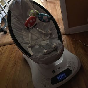 4moms mamaRoo Classic Infant Seat