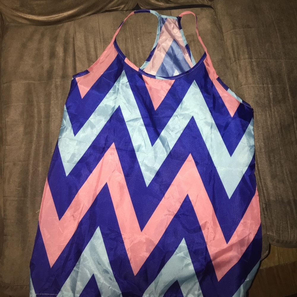Chevron tank