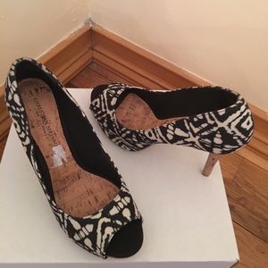 Christian Siriano platform heels