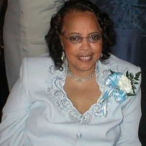 Meet your Posher, Pauline