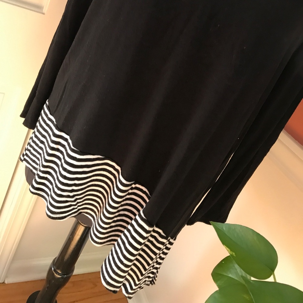 Asymmetrical Tunic - Picture 2 of 3