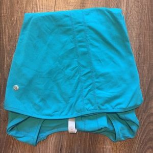 Lululemon long sleeve shirts size 6