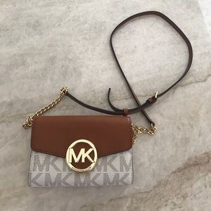 Michael Kors Fulton Logo Crossbody- never used!