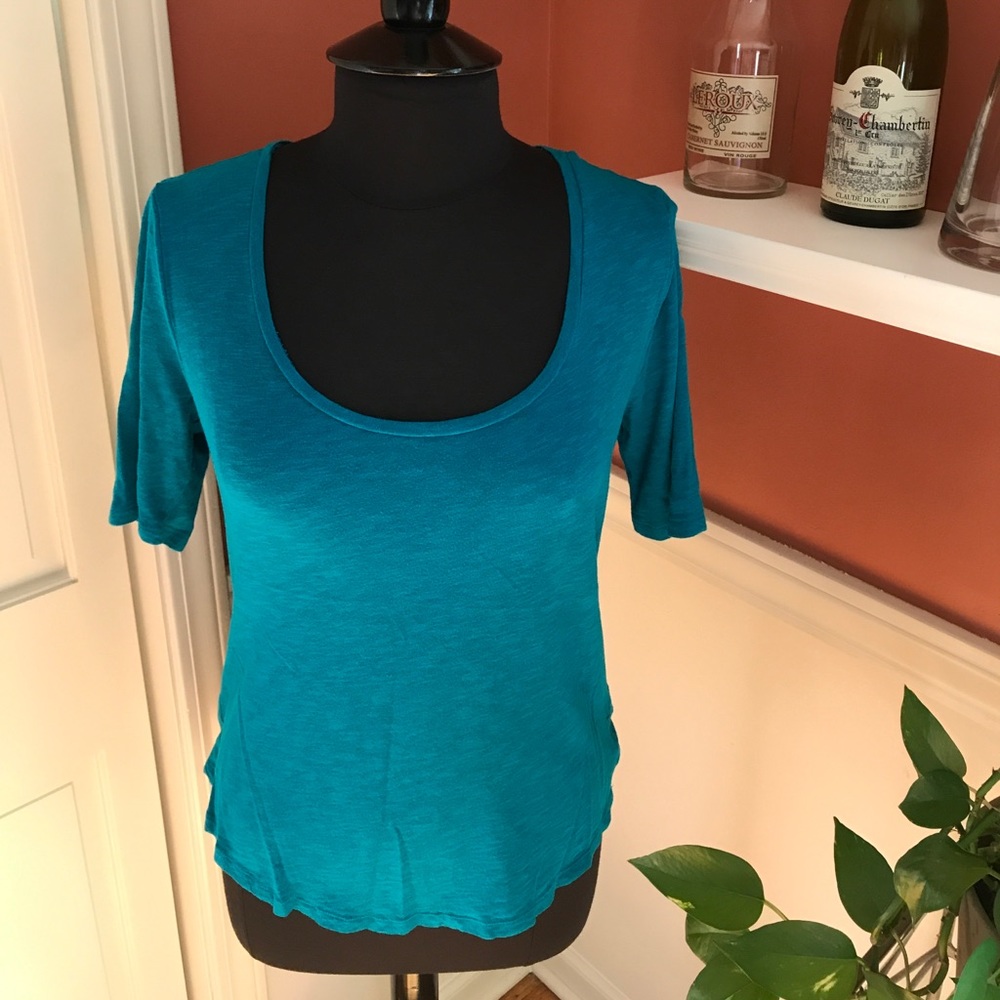 Scoopneck t Shirt