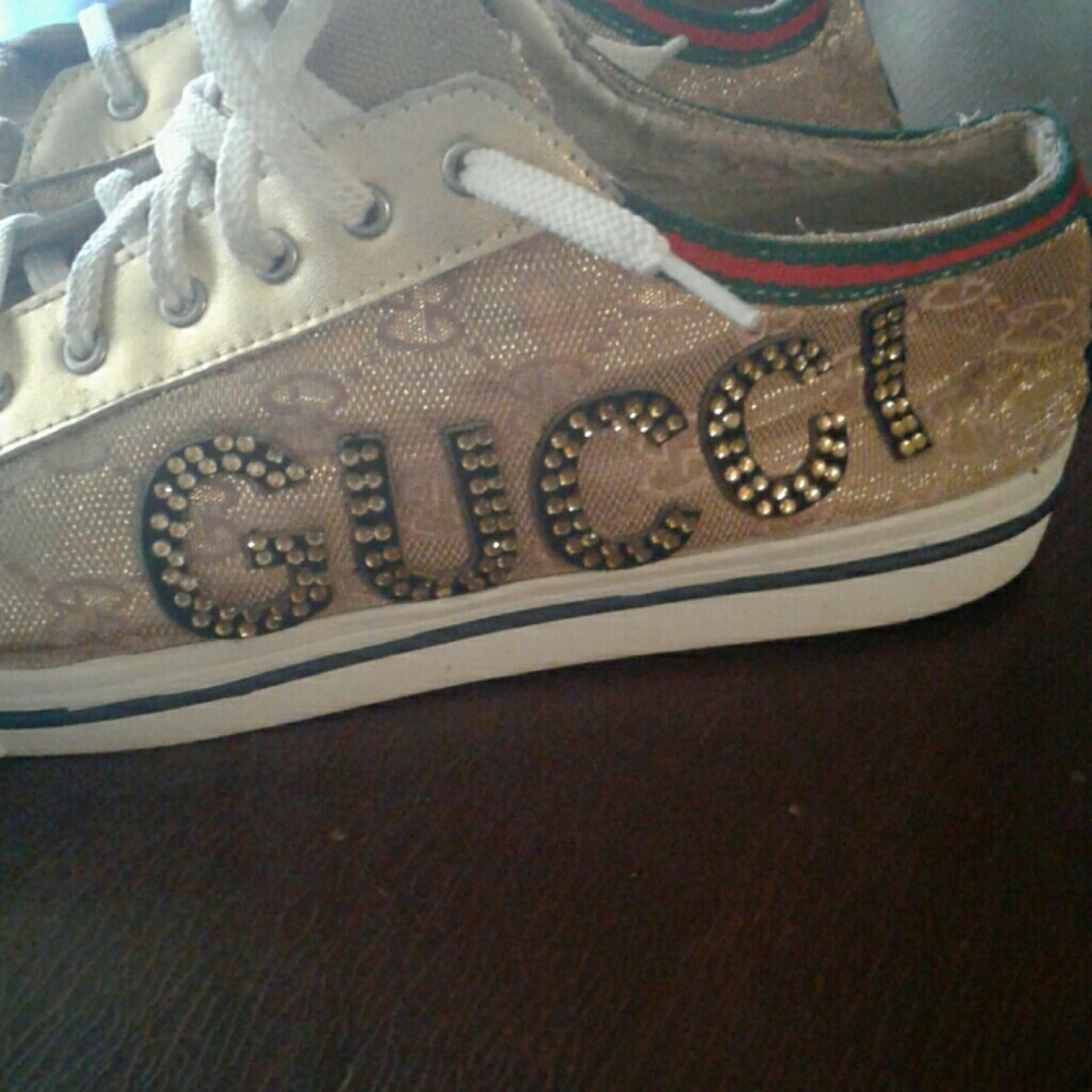 Gucci Sneakers " Fits Size 10 "