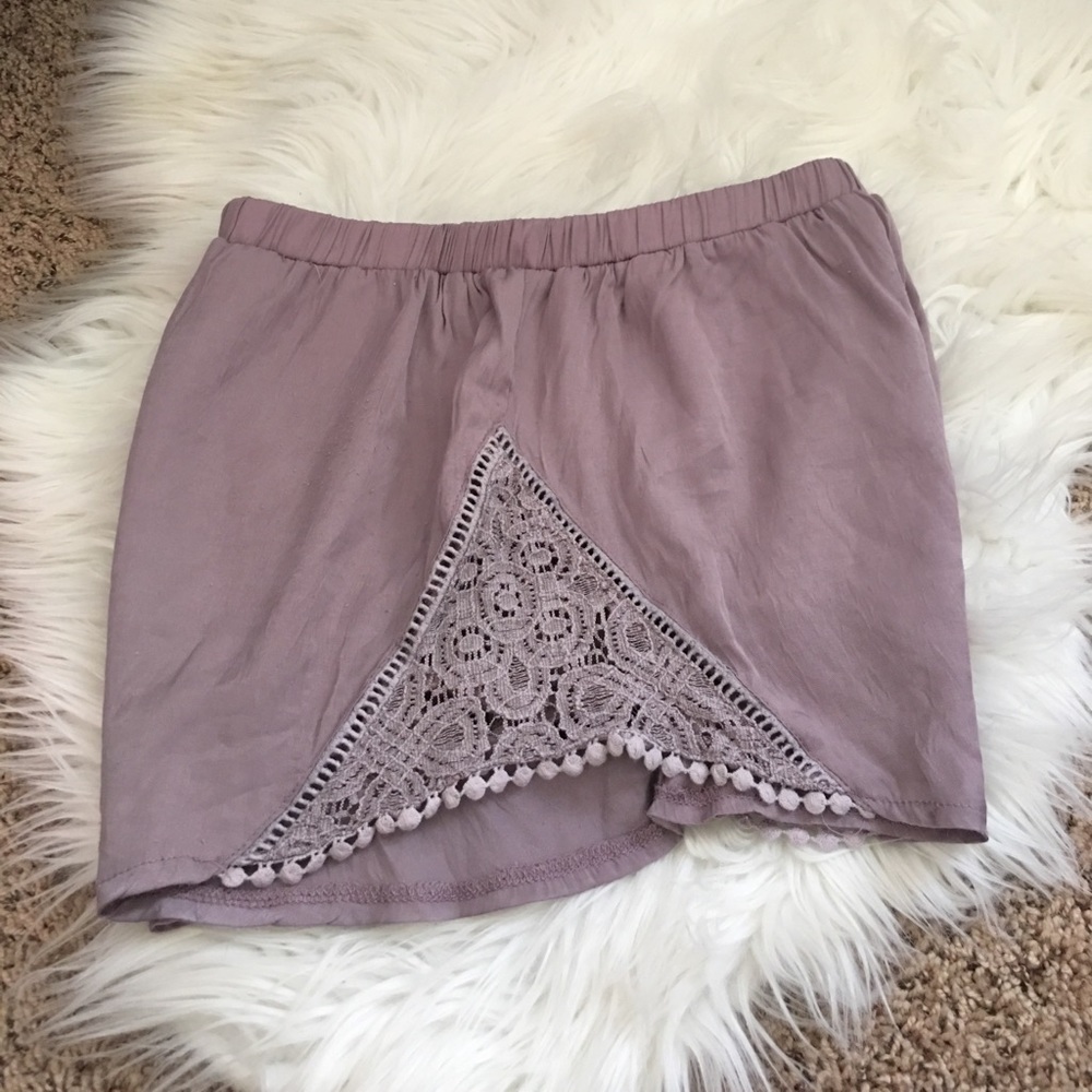 Mauve taupe shorts - Picture 1 of 2