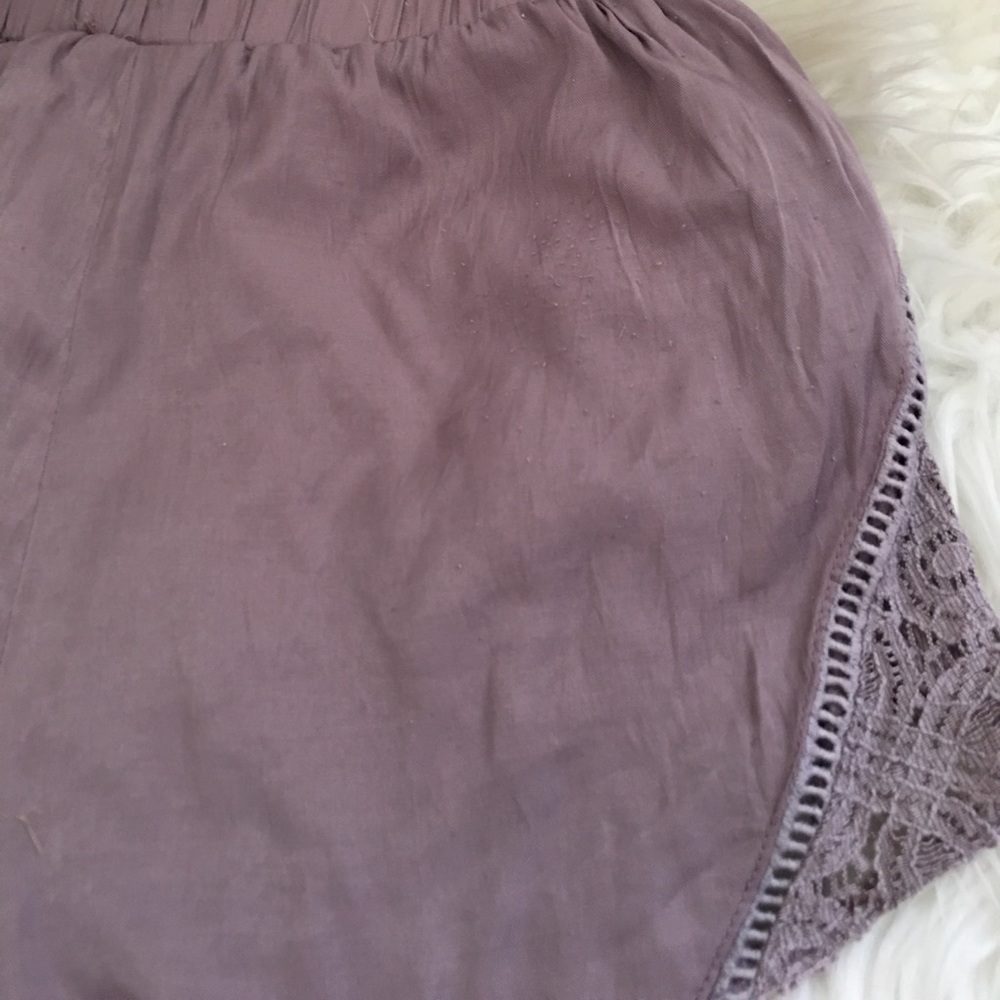 Mauve taupe shorts - Picture 2 of 2