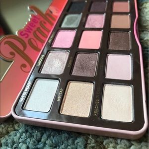 Too Faced Sweet Peach Palette