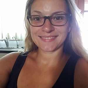 Meet your Posher, Cynthia