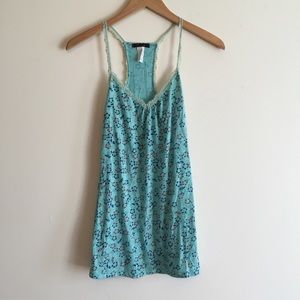 🔴4/$10 Timing Tank Top Floral Racerback Large