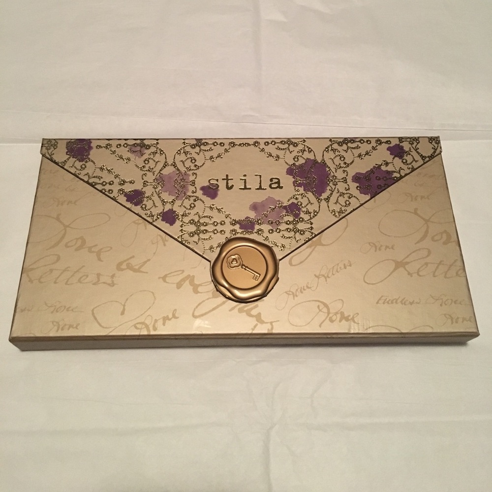 Stila eyeshadow palette