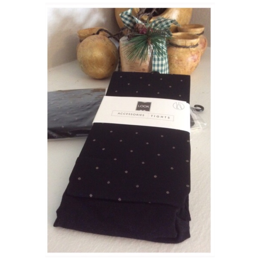 Polka dot tights