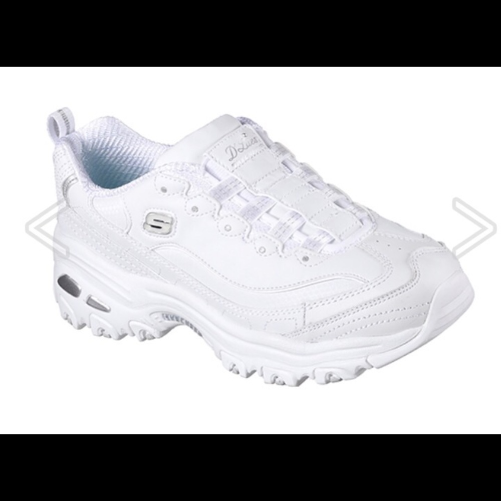 Skechers D'Lites "Play Big" Sneakers in Wide Fit
