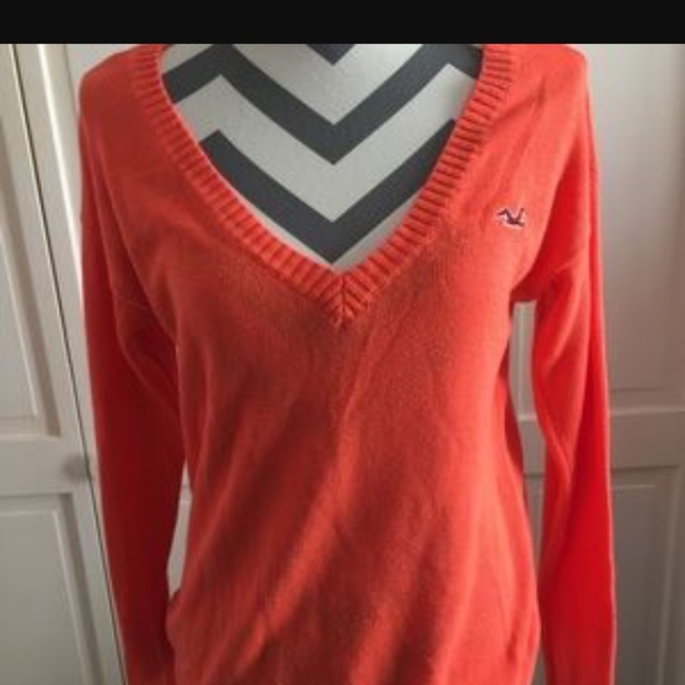 Large burnt orange hollister sweater