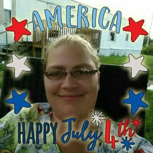 Meet your Posher, Carrie