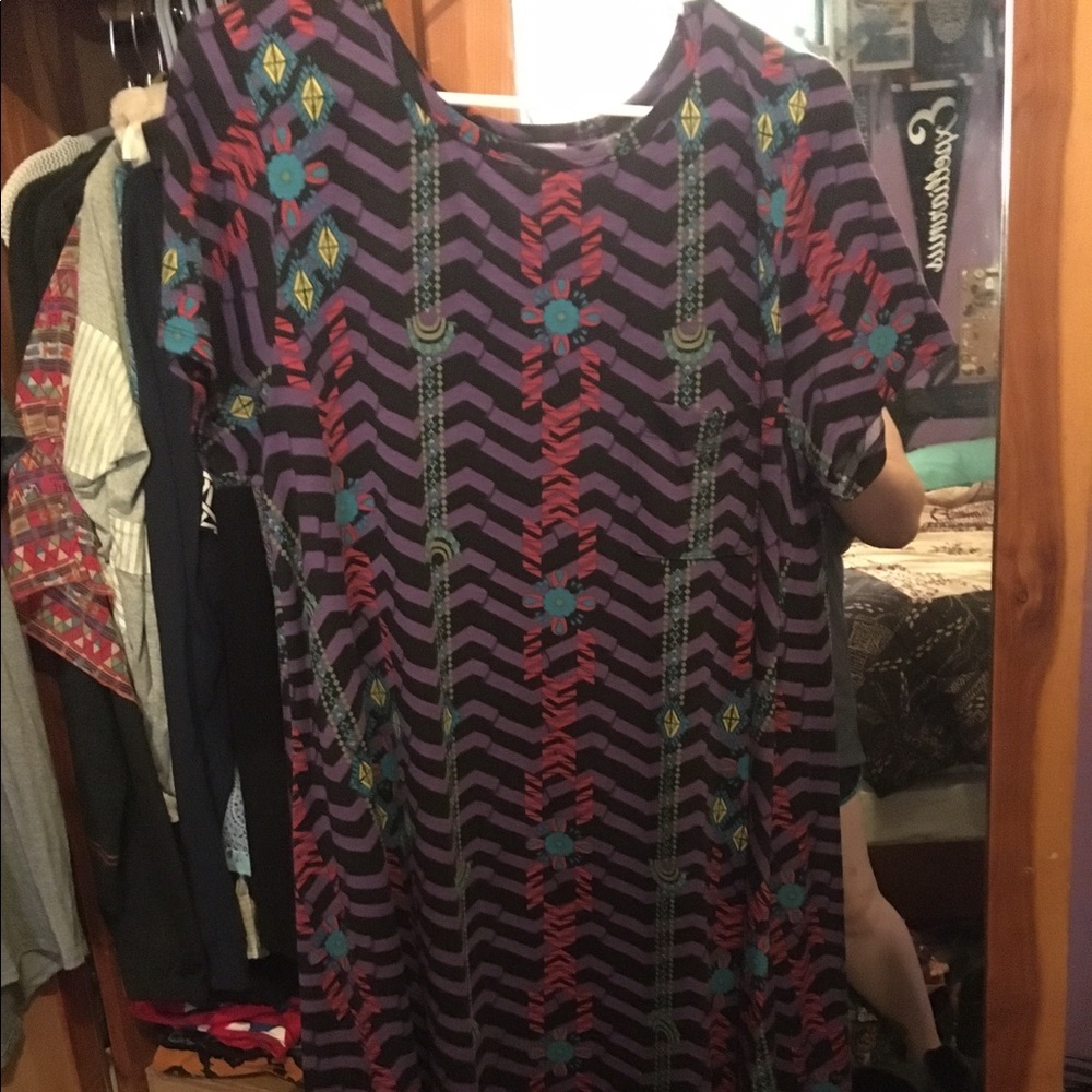 Large Aztec Carly