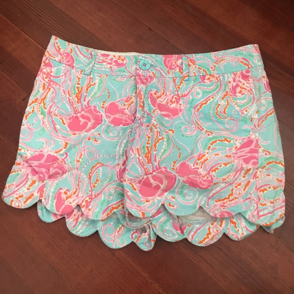 Lilly Pulitzer Buttercup short, size 2 - Picture 1 of 2