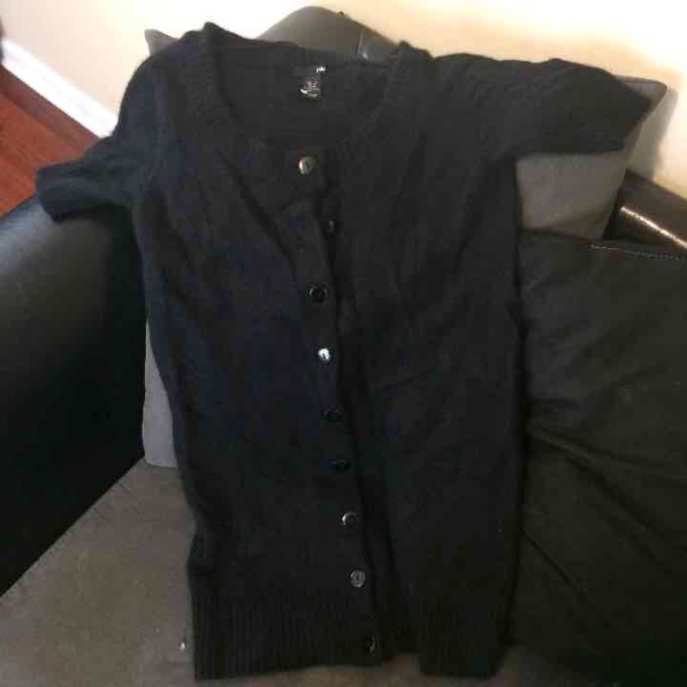 Large black H&M shirt