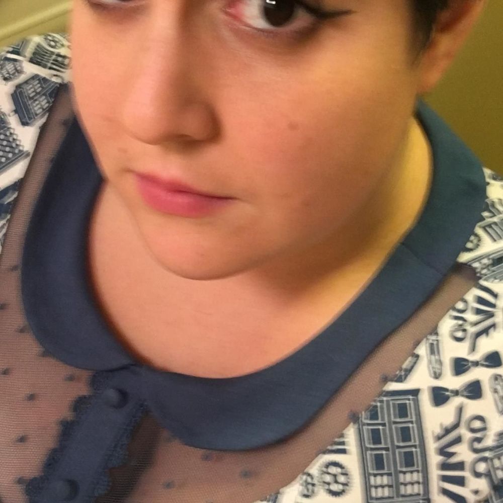 Meet your Posher, Elizabeth