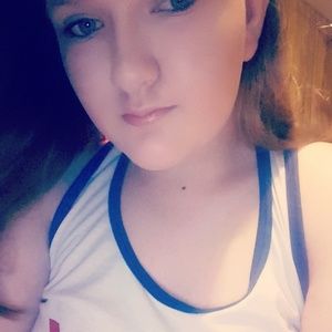 Meet your Posher, Katelyn