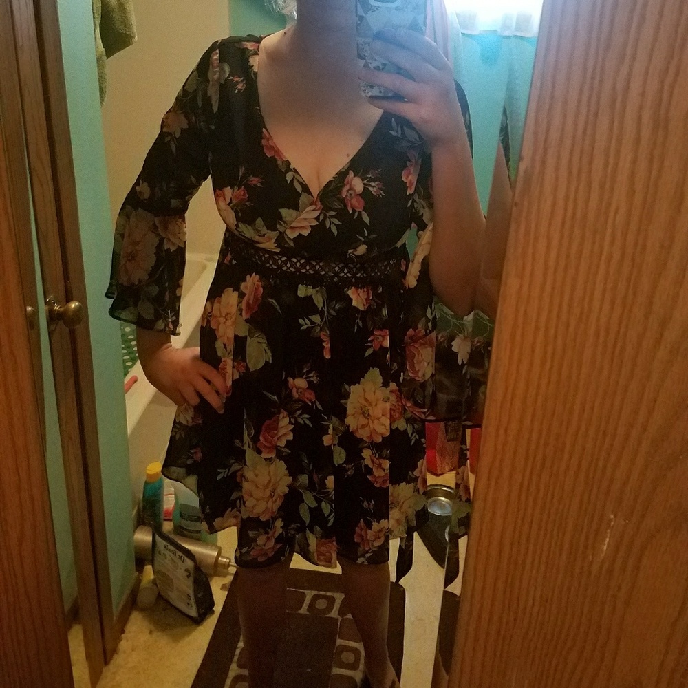 Nwot cute floral dress