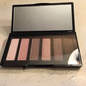 Elle eyeshadow palette! Never used!