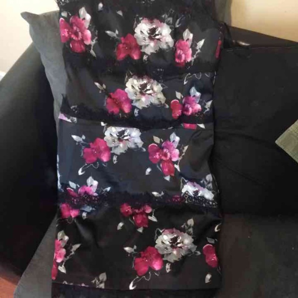 Large White House Black Market dress.