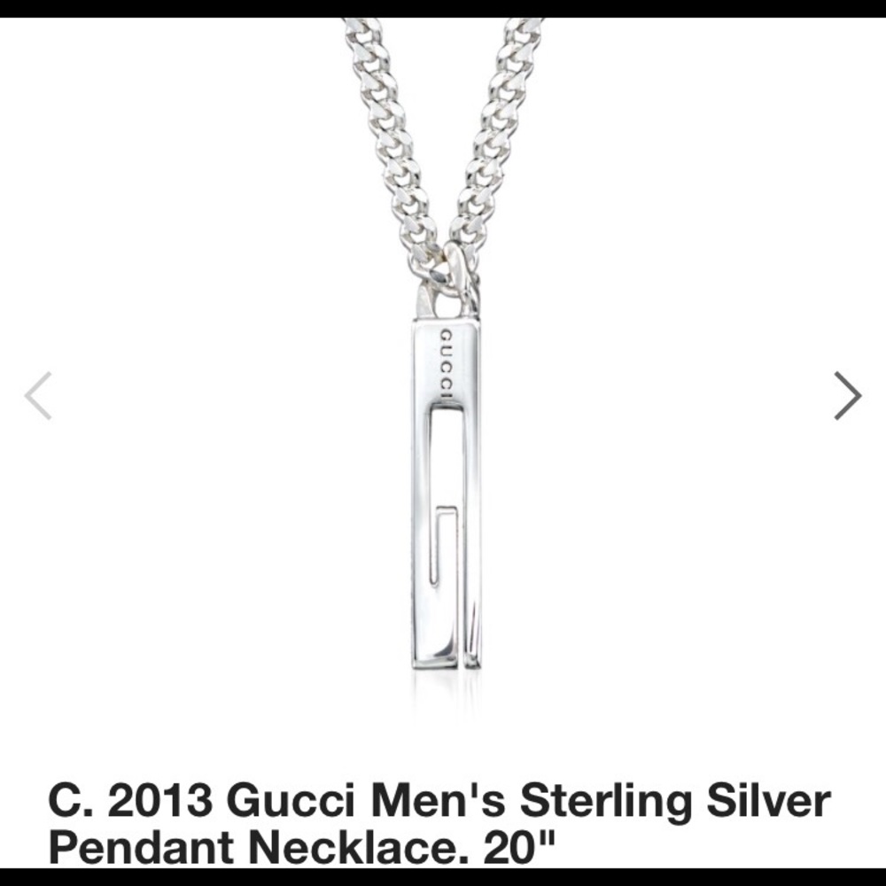 Men Silver Gucci chain with pendant